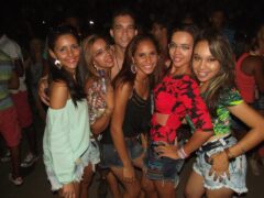 Oktober 10 Anos